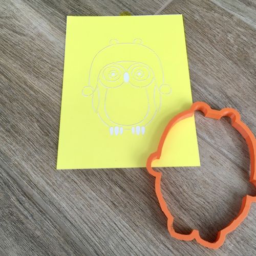 Sova s čepicí F919