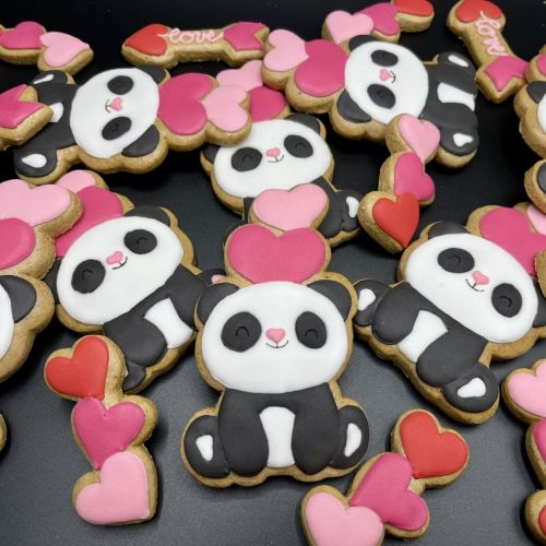 PJ panda se srdíčky P201