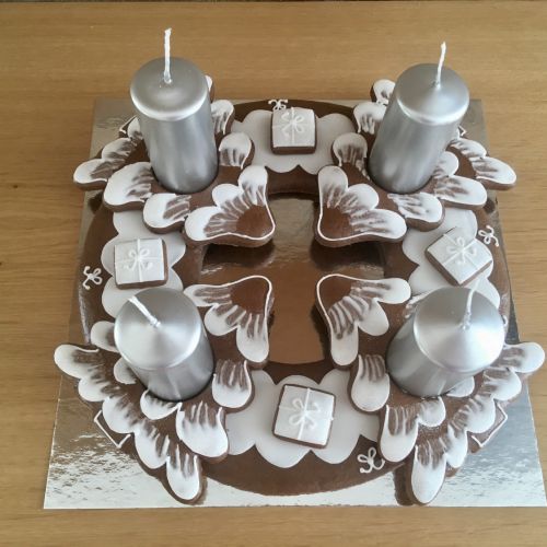 Stromečky s dárečky 80-003