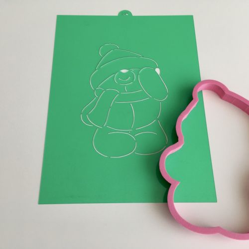 Medvídek se šálkou a kulichem F326